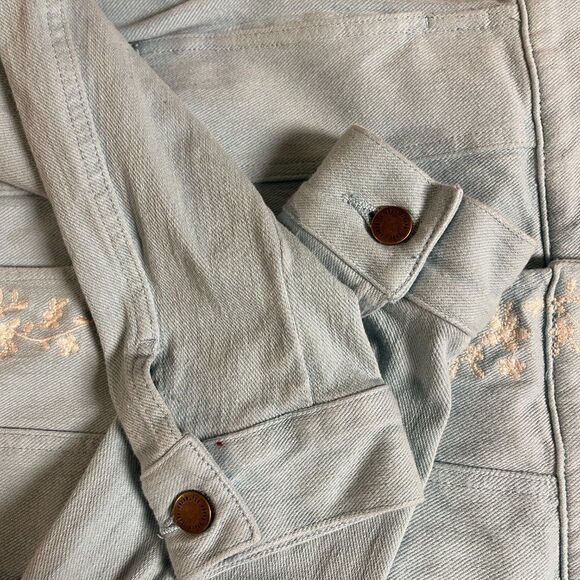 COLDWATER CREEK denim Blue Jean JACKET embroidered Stretch PM - Picture 13 of 13